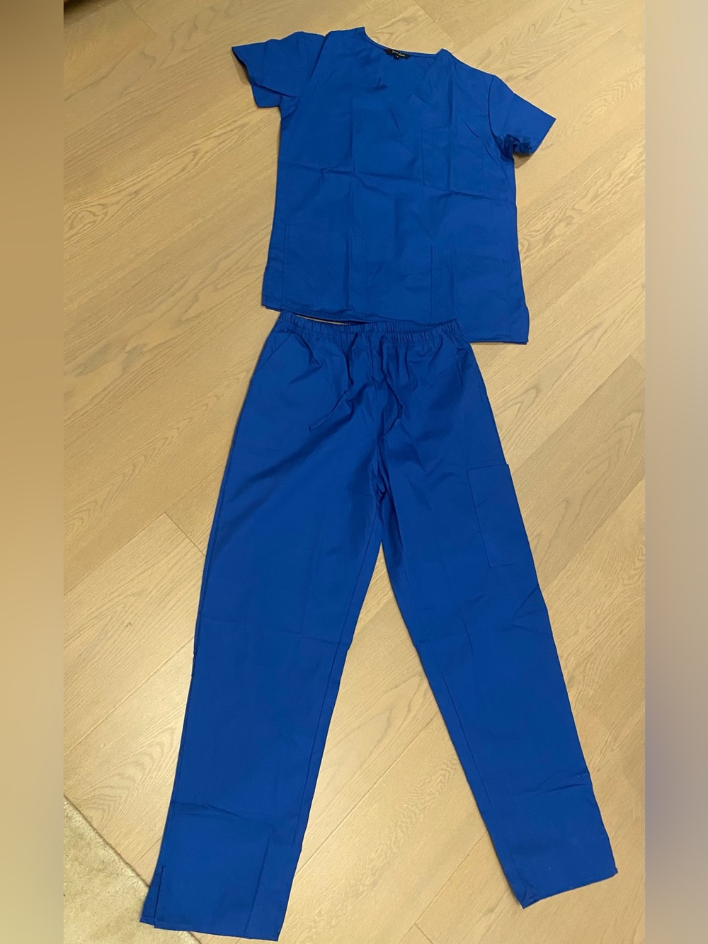 Blue Just Love Women's Scrub Sets/Medical Scrubs/Nursing Scrubs size small